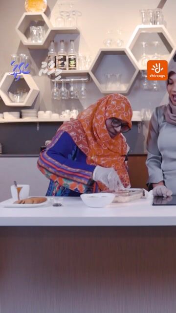 ބިސްކޮފް ލަޒާނިއާއާ އެކު ޝާހީ މިސްގެ ހިދުމަތް