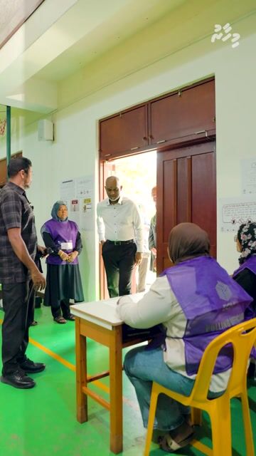 އިންތިހާބުގައި ރައީސް ޑރ. މުހައްމަދު މުއިއްޒު ވޯޓު ލައްވަނީ